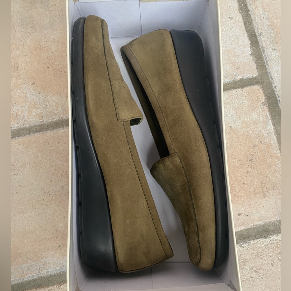 Covington Women's Suede Olive Loafers
